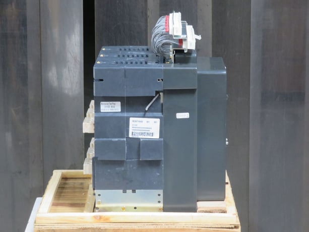 2500 Amps, Eaton #MWI625-MWI6253HEA, LV Air Circuit Breaker, 3-Pole, 690 Volts, 65 kA - Image 2