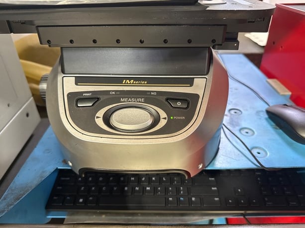 Keyence #IM-8010, Optical Measurement System, 20MP CMOS, 200x200 mm Stage, 100x100 mm Travel - Image 2