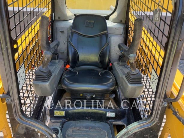 Caterpillar 239D3, 693 hours, S/N: RWK00527, 2023 - Image 7