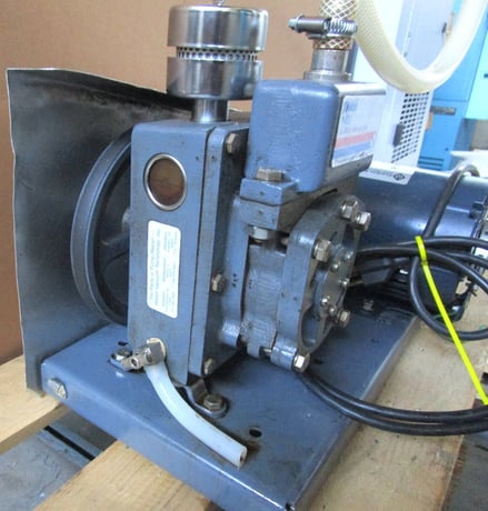 Welch #1400, DuoSeal vacuum pump, 1/3 HP, 1725 RPM, 115 V. - Image 2