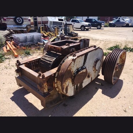 24" x 16" Cedarapids #2416, double roll crusher, corrugated rolls, 333 TPH @ 2" discharge - Image 2