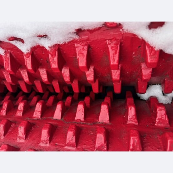 24" diameter x 36" McLanahan, double roll crusher, 20" x 38" feed opening, bare crusher - Image 5