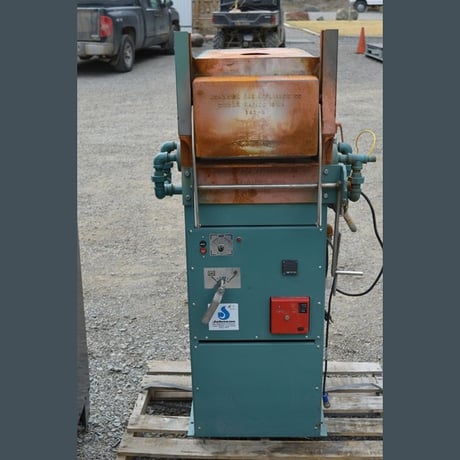 13" width x 7" H x 16.5" D Johnson Gas #142 FA, lab assay furnace, 180,000 BTU, LP gas, chamber (2 available) - Image 1