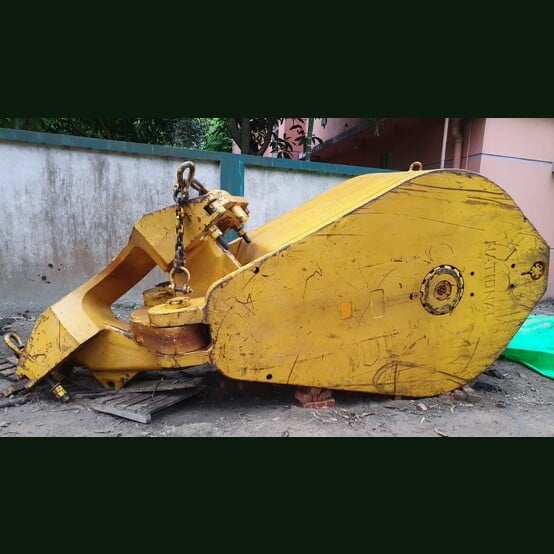 270 Ton, Top Oil Field Ind. Ltd. #National 760-H-650, Travelling Block & Hook, 13.5' L x 6' width x 3.5' H - Image 1
