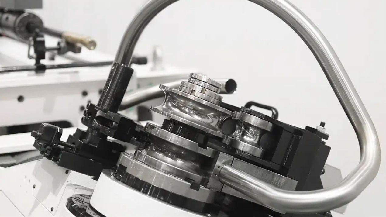 2.48" AMOB #eMOB-63, Electric CNC Tube Bender, (11) fully interpolated axes, multi-stack tooling, wiper die - Image 6