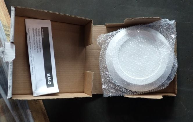 Eaton #SLD606927WHJB, Halo Surface LED Downlight, 13.2 W, 2700K, LOT of 407 Boxes - Image 6