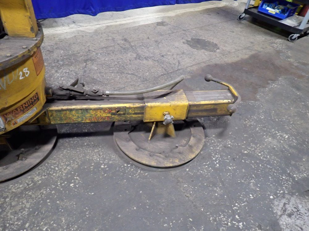 6,900 lb. Anver #M690M3-110, Vacuum Lift Attachment, 86" Span, 1995 - Image 4