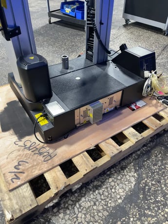 Instron #5564-STANDARD, Universal Testing Machine, 450 lb., 300 VA - Image 8