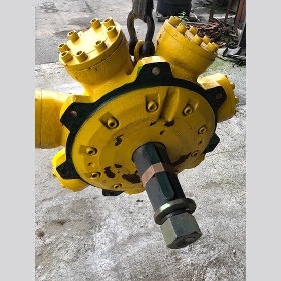 KYB #Hydrostar MRH-270, Hydraulic Motor, 3570 PSI, 125, New - Image 2