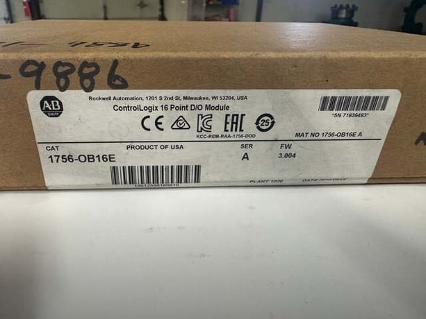 Allen-Bradley ControlLogix drawout Module 1756-OB16E 10-31.2V DC - Image 1
