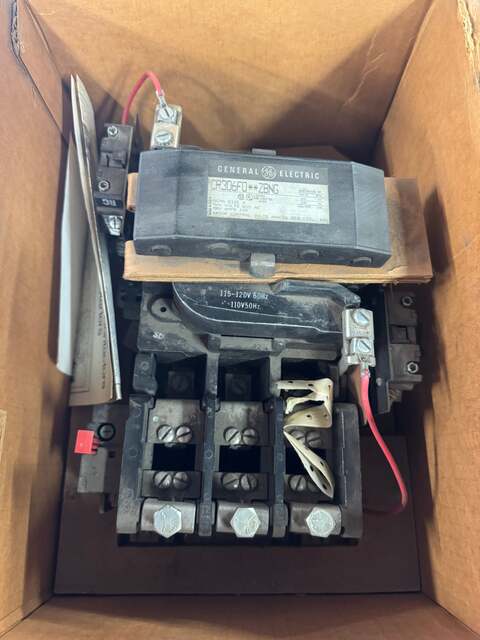 General Electric Magnetic Starter CR306F002ZBNG 600V Allis-Chalmers - Image 2