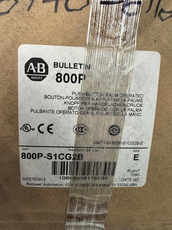Allen-Bradley Palm Operated Push Button 800P-S1CG2B 600V Max - Image 1