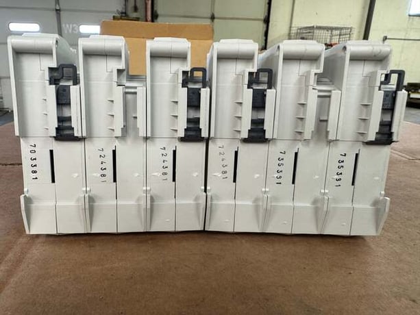 Allen-Bradley Fuse Holder 1492-FB3J30-L 600V - Image 3