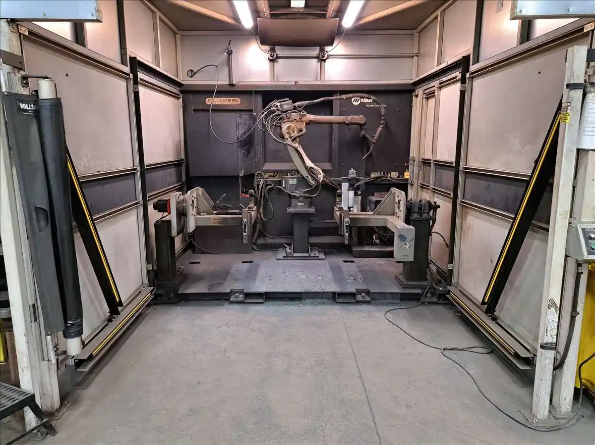 Robotic weld cell, Genesis / Miller / Panasonic, 2011 - Image 1