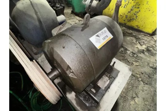 Gardner Denver, Rotary Screw Air Compressor Package with Dolinger Filter Vessel - Image 2