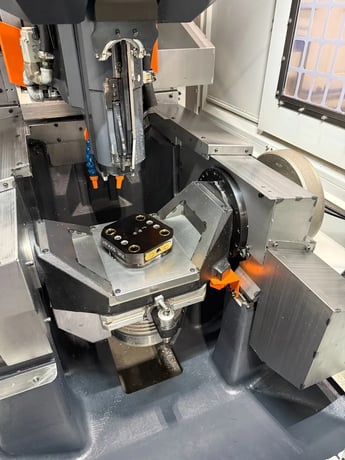 Brother #SPEEDIO-M200-X3, 5-Axis Vertical Machining Center, 7.8" X, 17.3" Y, 12" Z, 1600 RPM, 22 automatic - Image 5