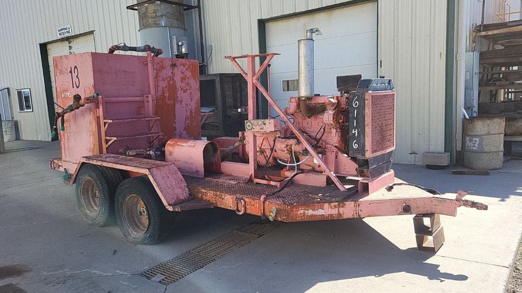 80 HP @ 2200 RPM, Caterpillar, Industrial Gas Engine, dual-axle trailer - Image 1