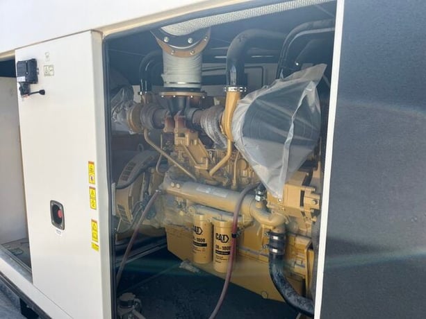 600 KW Caterpillar #D600GC, Diesel Generator Set, 480 Volt, 1800 RPM, 1200 amp circuit breaker, GCCP1.2 - Image 5