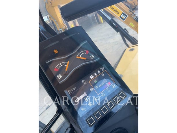 Cat 304 CB TH, Mini Excavator, 1593 hours, S/N: AN401083, 2022 - Image 5