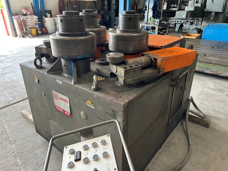 Carell Comac #308-HV4, angle bending roll, 2011 - Image 4