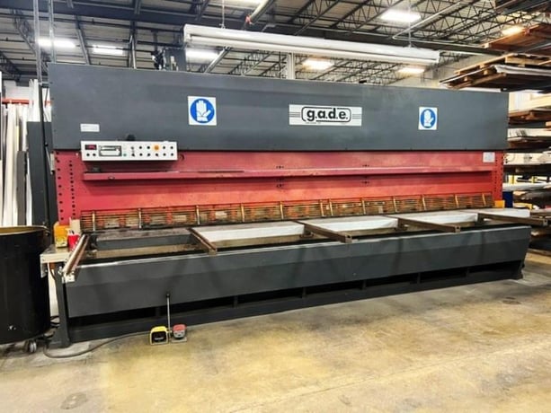 1/4" x 17' G.A.D.E. #C0-50/6, CNC hydraulic shear, programmable controls, 5 support arms, 2001 - Image 2