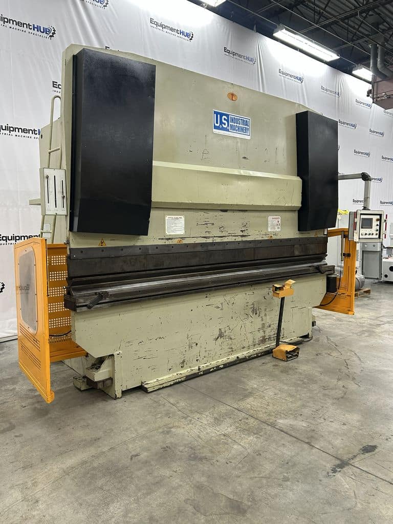 330 Ton, U.S. Industrial #US33013ACR, CNC hydraulic press brake, 13' overall, 118" between housing, 30 HP - Image 3
