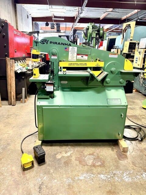 5" x 5" x 3/8" Piranha #P-50, Hydraulic Ironworker, 50 Ton, 8" throat, 13-1/2" open, 4-1/4" stroke, 10 HP, w/ - Image 3