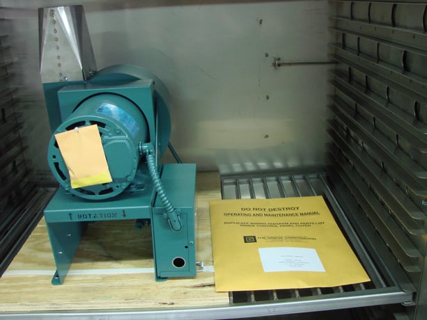 38" width x 50" H x 26" L Grieve #HZ-550, Class A Solvent Use, Stainless Interior, 550°F, unused - Image 4