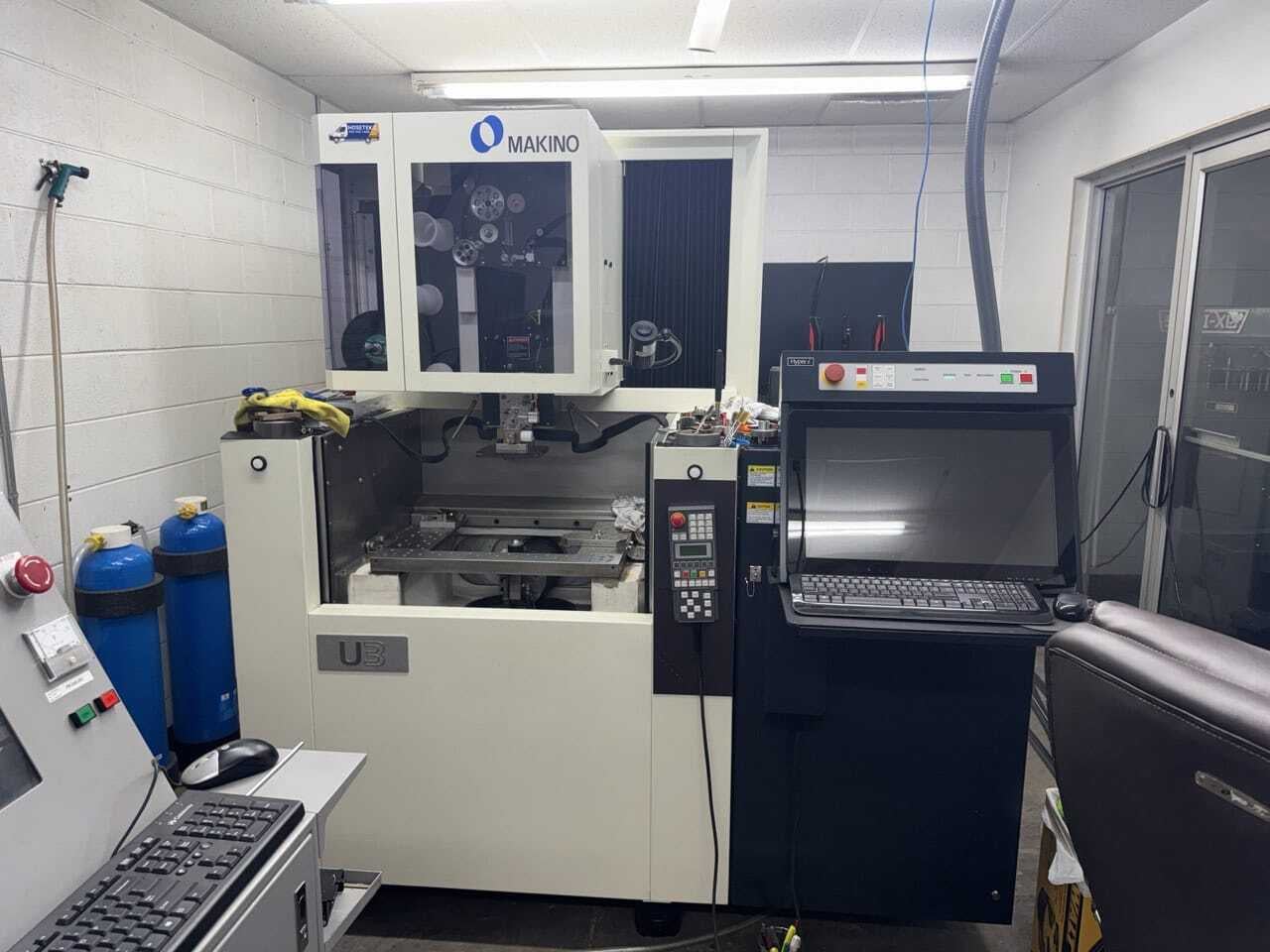 Makino #U3, CNC Wire Electrical Discharge Machine, 14.57" X, 10.63" Y, 8.66" Z, 24.8" x 17.7" table, 2018 - Image 7