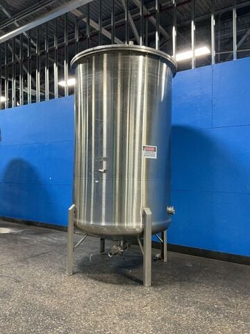 1,700 gallon Stainless Steel Tank, 74" diameter x 150" OAH - Image 2