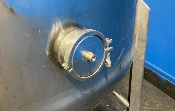 1,700 gallon Stainless Steel Tank, 74" diameter x 150" OAH - Image 2