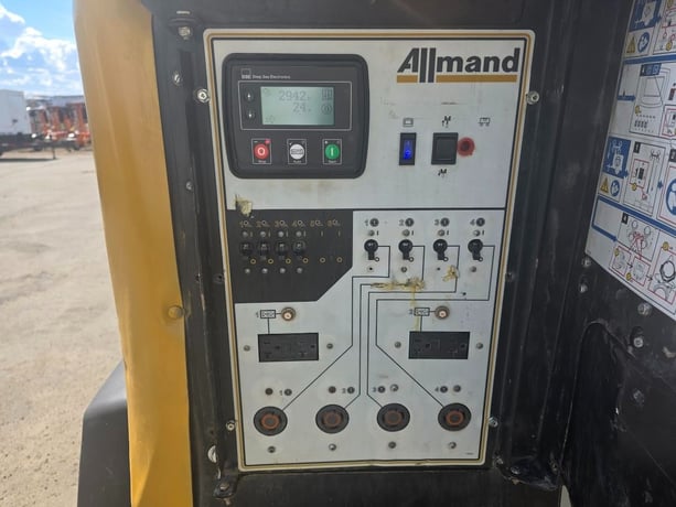 Allmand #Maxi-Lite, 20 KW light tower, Isuzu 4LE2T engine, 2021 - Image 9