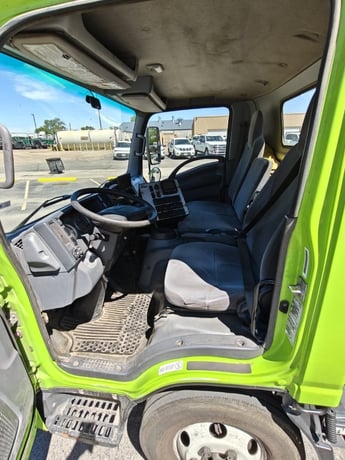 Schwarze #SuperVac-Galeforce, road broom truck, 77350 miles, fair shape, 2022 - Image 7