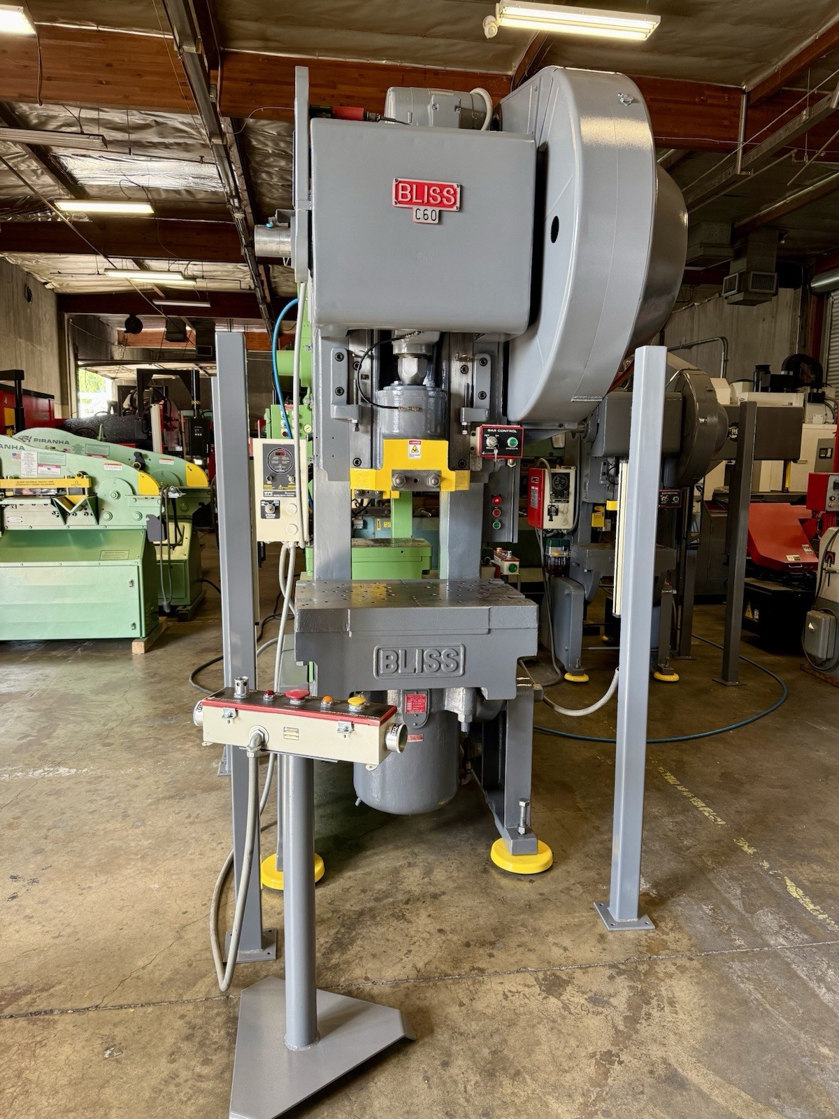 60 Ton, Bliss #C-60, Punch Press, refurbished, 4" stroke, 32" x 22" bed, 3" adj., 14-1/4" Shut Height, 90 - Image 3