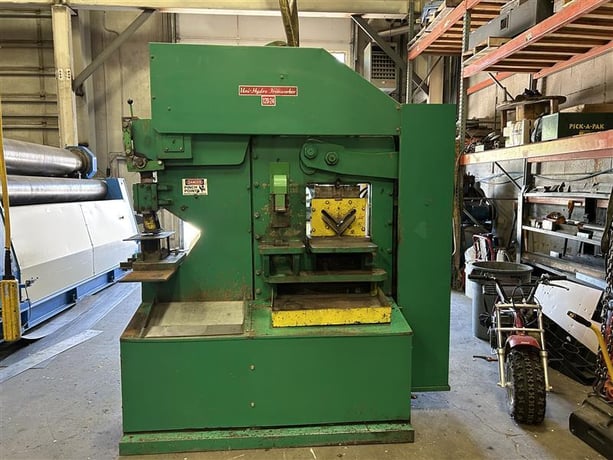 6" x 6" x 1/2" Uni-Hydro #120-24, 95 ton, 12" throat, 2" bore, 24" blade, 7.5 HP - Image 1