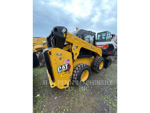 Cat 260-05, Skid Steer Loader, 60 hours, S/N: 5L902134, 2025 - Image 3