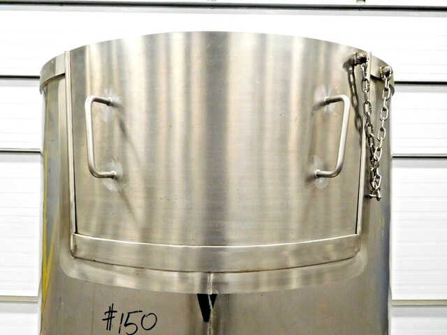 200 gallon HB Metal Manufacturing, Stainless steel bottom agitated feeder tank, 1/2 HP Leeson motor - Image 4