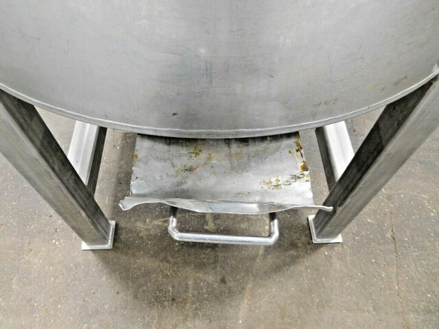 200 gallon HB Metal Manufacturing, Stainless steel bottom agitated feeder tank, 1/2 HP Leeson motor - Image 8