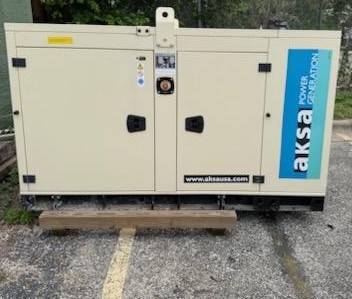 30 KW AKSA Power #PSI UL NG30, Natural gas generator set, 120/208 Volts, 3-phase, S/N: 24M0147192, 2023 - Image 2