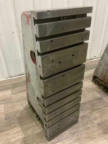 12" x 36" x 18" Giddings & Lewis, T-slotted angle plates, cast iron construction, 1 set - Image 3