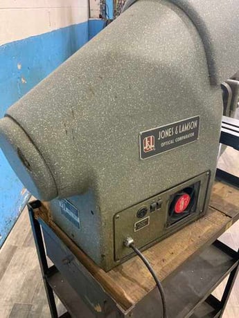 10" Jones & Lamson #PC14, optical comparator with bench, 16" x 5" table, manual power elevation - Image 6