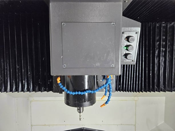 Okuma #Genos-M560-V, Vertical Machining Center, 41.3" X, 22" Y, 18.1" Z, 30 HP, 15000 RPM, 32 automatic tool - Image 5