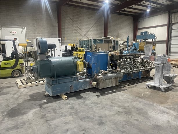 2-5/16" Coperion #ZSK-58, Mega Compounder Twin Screw Extruder, 34:1 L/D, 900 RPM, 500 HP DC Motor, 10 Barrel - Image 1