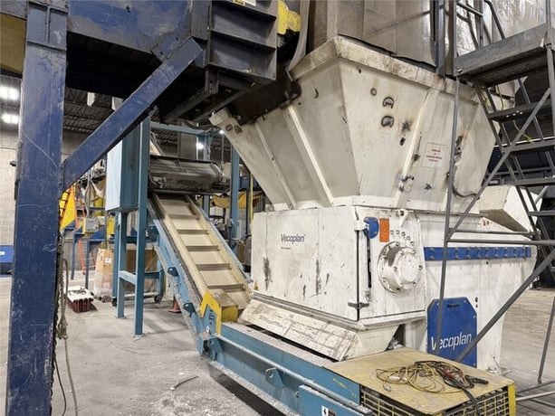 Vecoplan #VAZ1300-MXL, Single Shaft Shredder/Granulating Line, 90 HP, 2" Screen, w/ Granulator, Conveyors & - Image 4