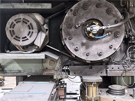 55 Ton, Amada #COMA-557, NC turret punch press, 50" x 72" max sheet, 3/8" max thickness, 300 SPM, chip - Image 6