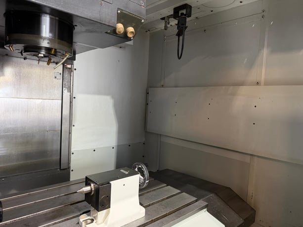 Mori Seiki #Duracenter-5, CNC vertical machining center, 20 side mount tool changer, 31.5" X, 20.1" Y, 20.1" - Image 9