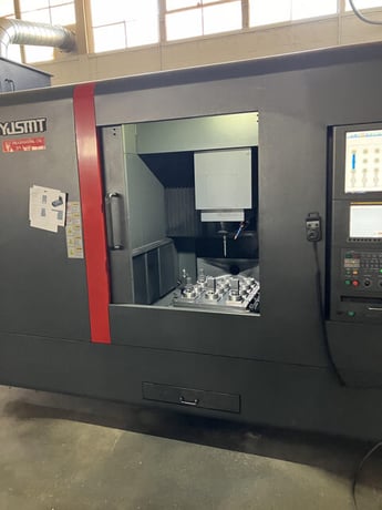 YJSMT #SPE-7, CNC Vertical Machining Center, 25" x 31" table, 23" X, 27.5" Y, 12" Z, 32 HP, 12,000 RPM, 30 - Image 1