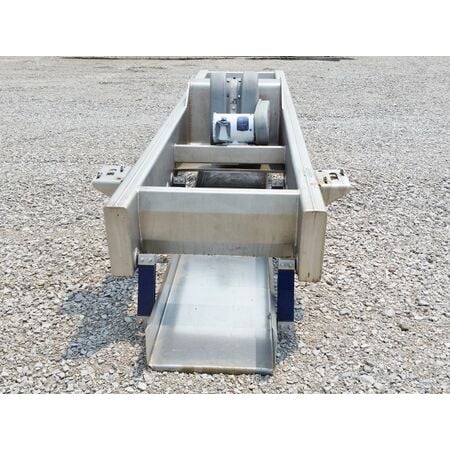 18" wide x 1' 6" long, Key Technology, Stainless Steel vibrating conveyor, used, #13329 - Image 3