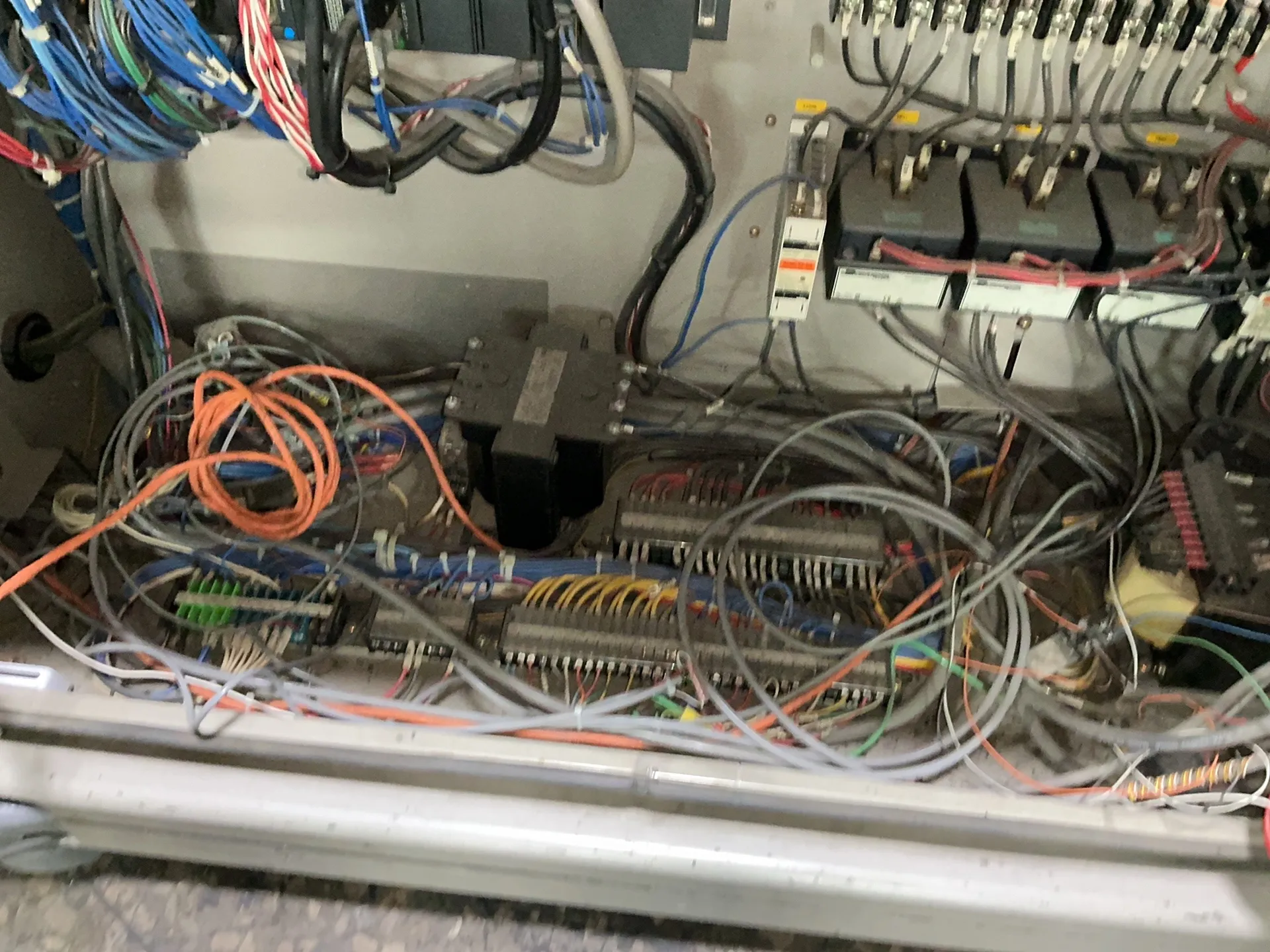 Toshiba #EC180V21-4, Injection Molding Machine, InjectVisor V21 Control, 2000 - Image 6