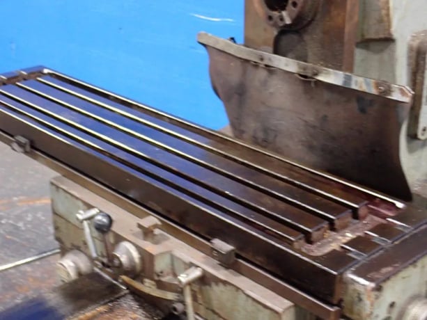 Supermax #YC-2HU, Horizontal Mill - Image 5
